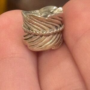 Pandora Silver feather wrap spacer